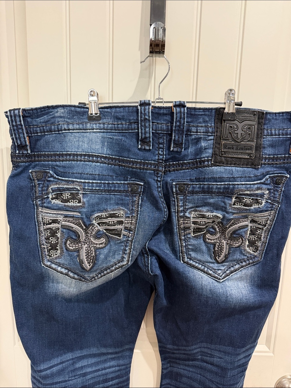 Men’s Rock Revival Rye Relaxed Taper Jeans